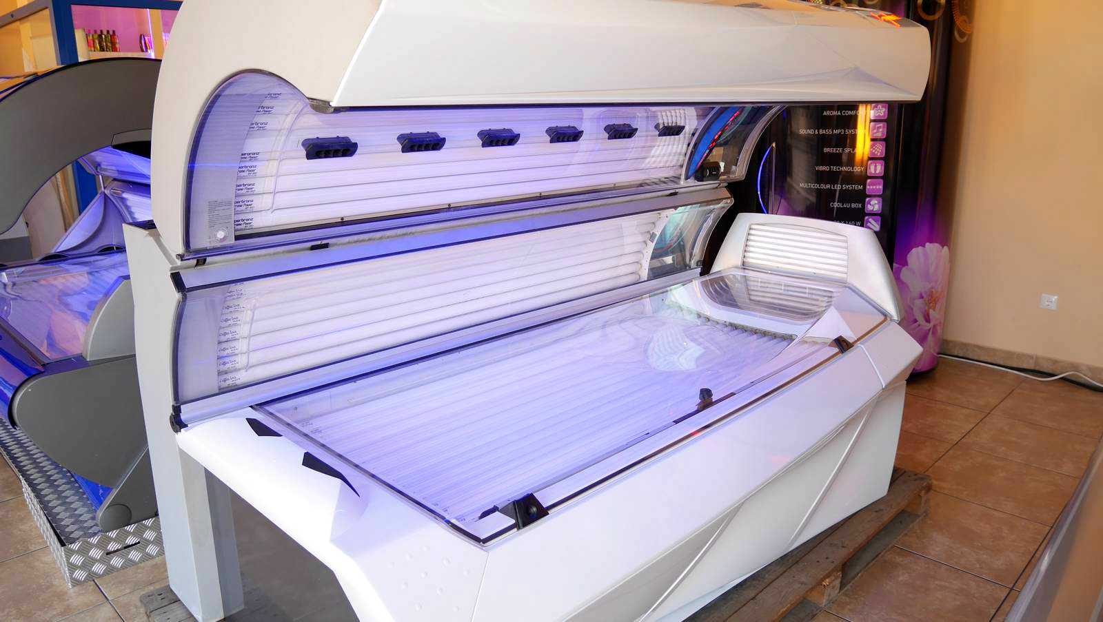 Repasované horizontálne solárium Ergoline 500 Evolution v bielej farbe