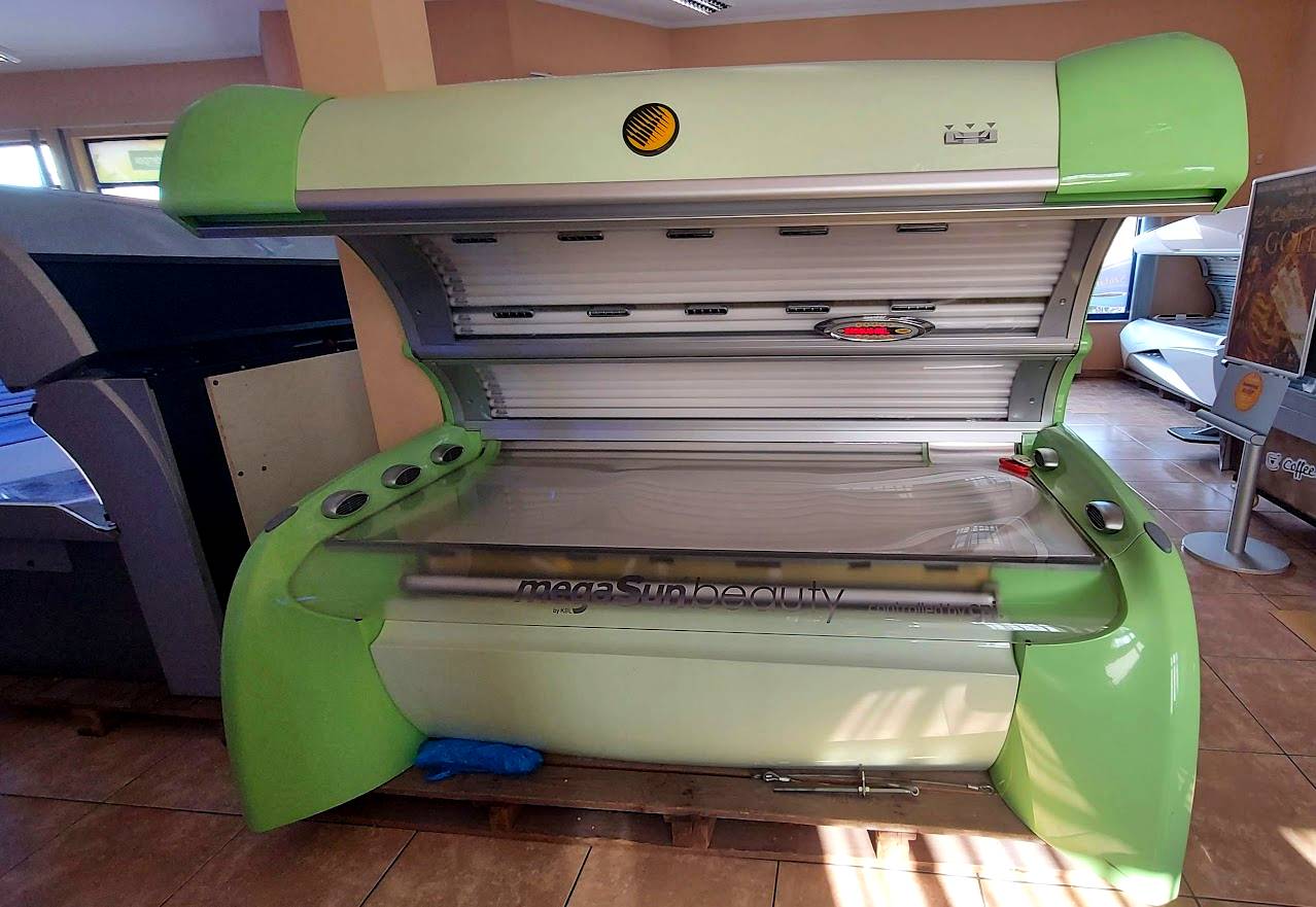 Repasované horizontálne solárium Megasun Beauty